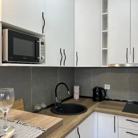 Joe Private Parking *